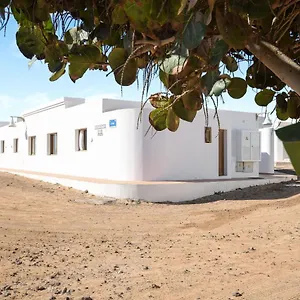 Flor Cuatro , Caleta de Sebo España